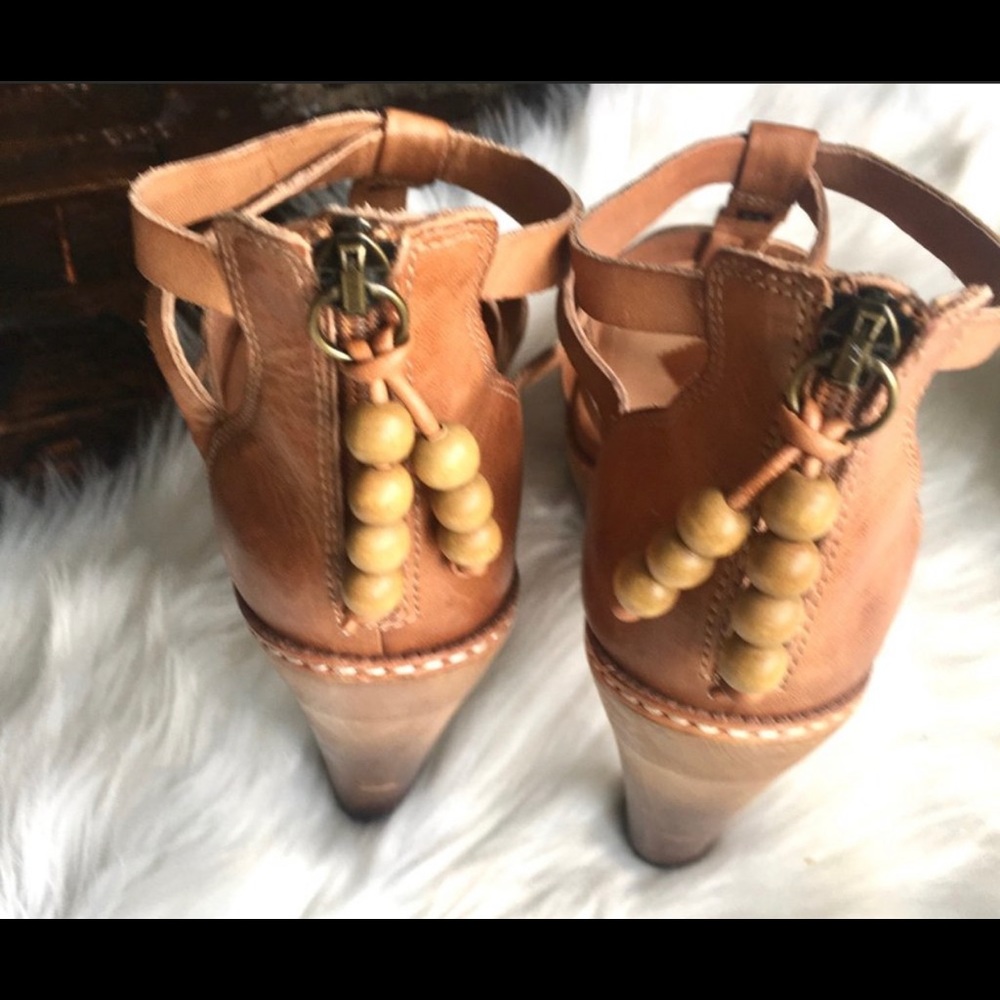 UGG Salima Brown Wooden Platform Sandals 8 EUC - Picture 5 of 6